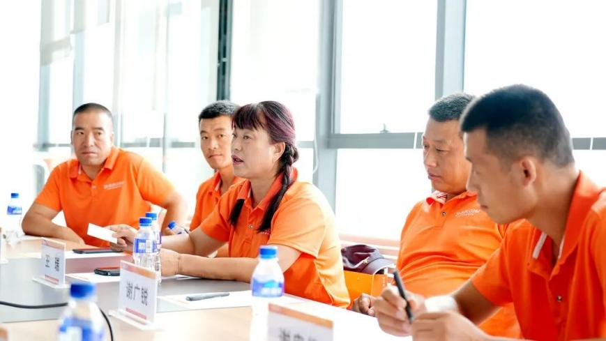 1628478409862068817.png 携手共庆话未来 中国工程机械商贸网21周年高端用户沙龙成功举办