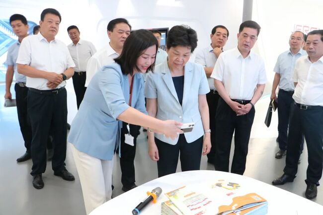 ǻԲͬĻ | ɽʡЭϯ۾һеý֣չרл