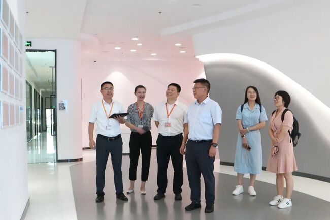 й̻еҵЭھе᳣ֻ񸱻᳤鳤걦ݰٽֿ